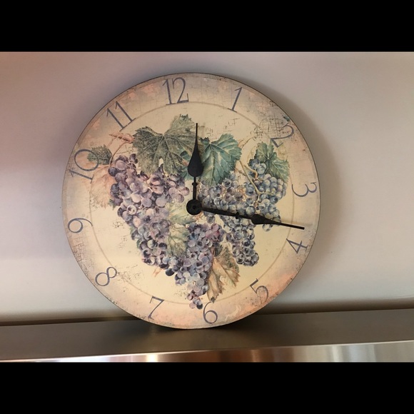 Clock - Picture 2 of 5